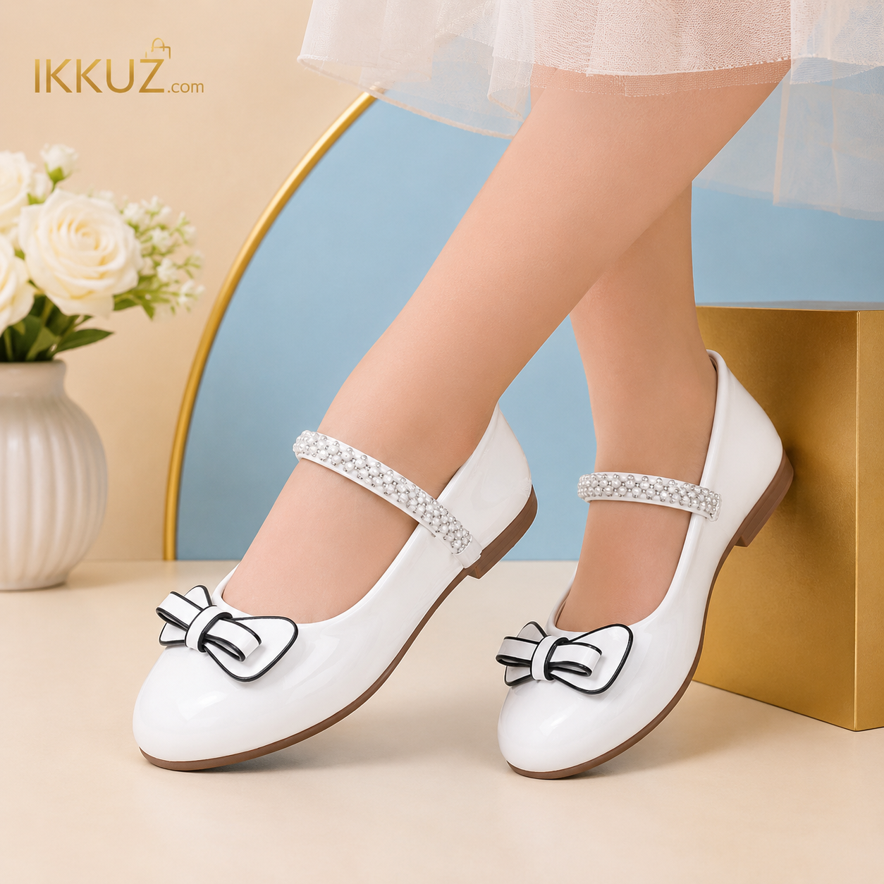 Girls Patent Leather Velcro Bellies